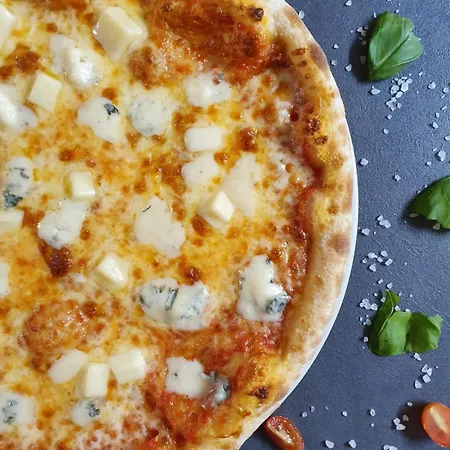 & Restaurace Pizzerie Jasany Hotell 3*