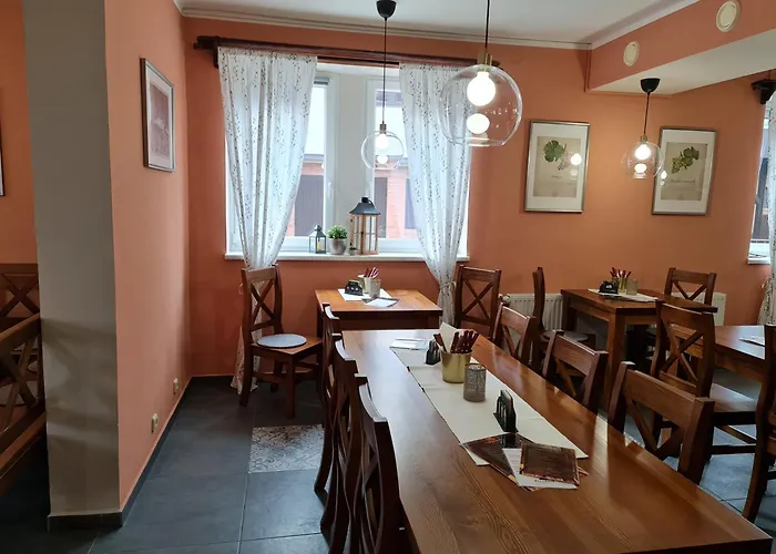 & Restaurace Pizzerie Jasany 诺维萨尔多夫